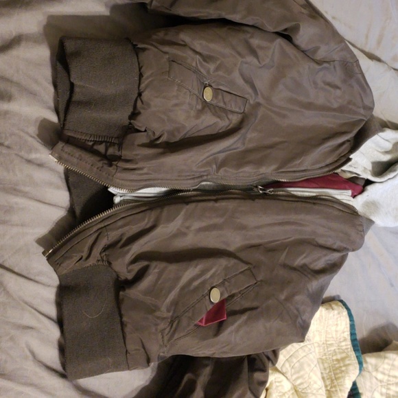 Jacket - Picture 2 of 4